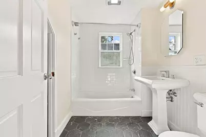 51 Albion St #B, Medford, MA 02155 - Photo 8