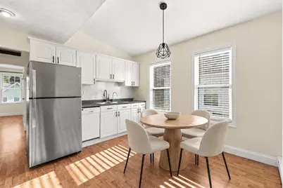 51 Albion St #B, Medford, MA 02155 - Photo 4