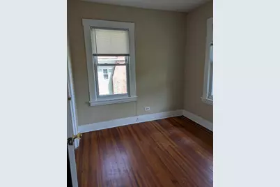 210 Albemarle St, Springfield, MA 01109 - Photo 8