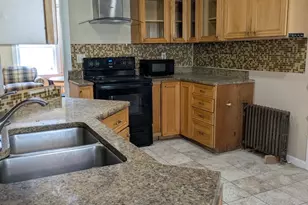 210 Albemarle St, Springfield, MA 01109 - Photo 2