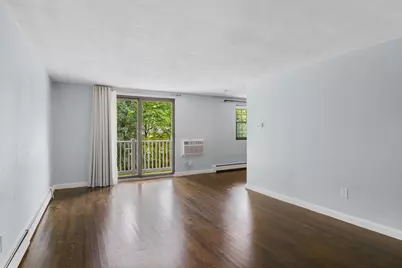 72 Renwick Rd #B, Wakefield, MA 01880 - Photo 2