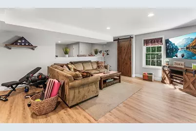 32 Howarth Dr, Upton, MA 01568 - Photo 30
