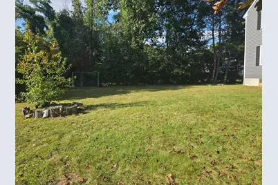 23 Kings Row Ln, Framingham, MA 01701 - Photo 4