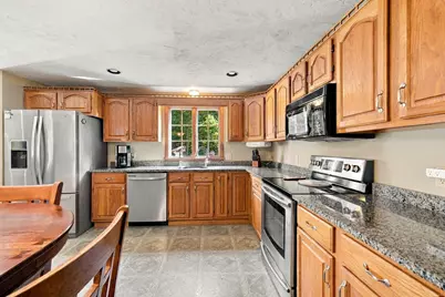 345 Grange Park, Bridgewater, MA 02324 - Photo 14