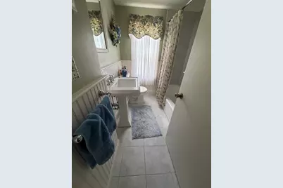 211 Alger St, Brockton, MA 02302 - Photo 26