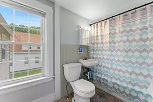 191 Pleasant St, Leominster, MA 01453 - Photo 16