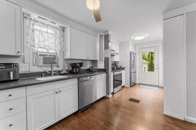 191 Pleasant St, Leominster, MA 01453 - Photo 6