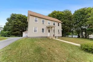 191 Pleasant St, Leominster, MA 01453 - Photo 22