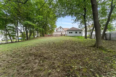 191 Pleasant St, Leominster, MA 01453 - Photo 20