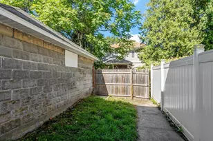 140 Bailey St, Lawrence, MA 01843 - Photo 26
