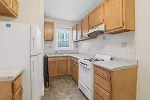 17 Greenleaf St, Quincy, MA 02169 - Photo 6
