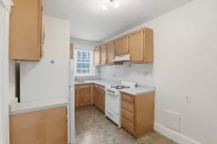17 Greenleaf St, Quincy, MA 02169 - Photo 1