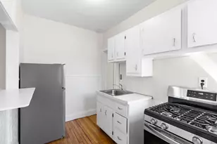 10 Melvin Ave, Boston, MA 02135 - Photo 26