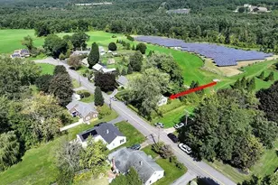 255 Pleasant St, Lunenburg, MA 01462 - Photo 12