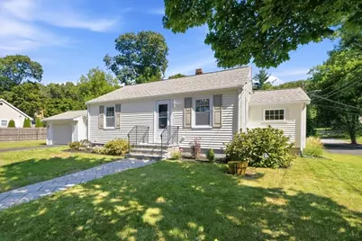 37 Brook, Mansfield, MA 02048 - Photo 2
