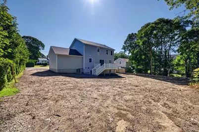 40 N Ogden St, Fall River, MA 02723 - Photo 4