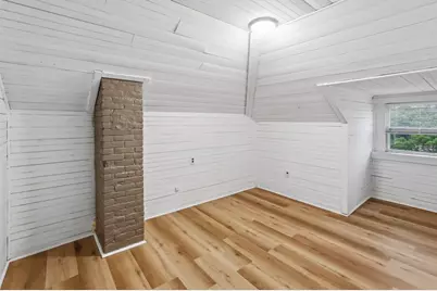 1 Oak St, Clinton, MA 01510 - Photo 18