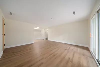 18 Kingswood Dr #5, Abington, MA 02351 - Photo 12