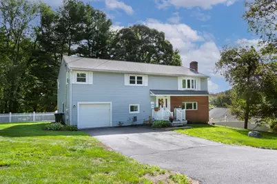 4 Carter Rd, Worcester, MA 01609 - Photo 2