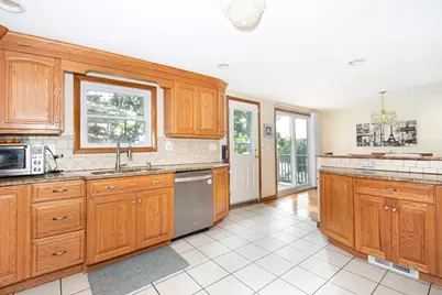 4 Carter Rd, Worcester, MA 01609 - Photo 10