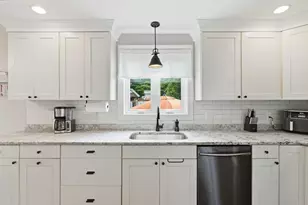 5 Fairview Rd, Peabody, MA 01960 - Photo 6