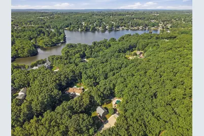 10 Flaxfield Rd, Dudley, MA 01571 - Photo 2