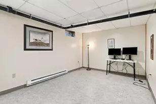 10 Flaxfield Rd, Dudley, MA 01571 - Photo 24