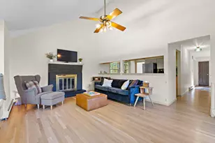39 Harriman Rd, Hudson, MA 01749 - Photo 4