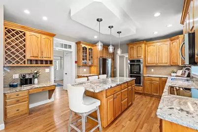 68 Quaker Lane, Bolton, MA 01740 - Photo 4