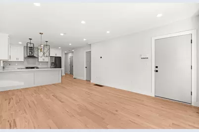 216 Havre St #1, Boston, MA 02128 - Photo 8