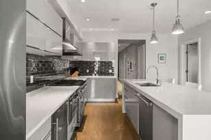 407 W First St, Boston, MA 02127 - Photo 4