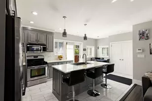 108 Maple St, Lynn, MA 01904 - Photo 4