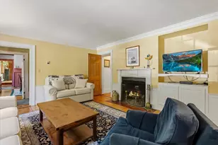 16 Common St, Boston, MA 02129 - Photo 18