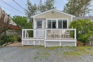 20 Off Conwell St, Provincetown, MA 02657 - Photo 2