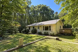 42 Boyden Rd, Pelham, MA 01002 - Photo 1