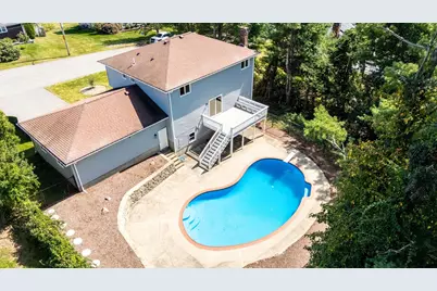 151 Rockland Dr, Brockton, MA 02301 - Photo 4