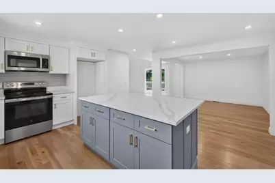 151 Rockland Dr, Brockton, MA 02301 - Photo 6