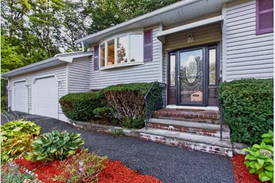 2 Blossom Dr, Billerica, MA 01821 - Photo 1
