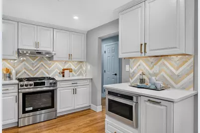 2 Blossom Dr, Billerica, MA 01821 - Photo 12