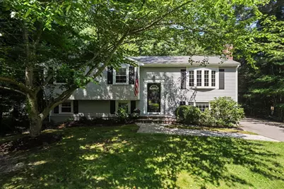 49 Old Farm Rd, Hanover, MA 02339 - Photo 2