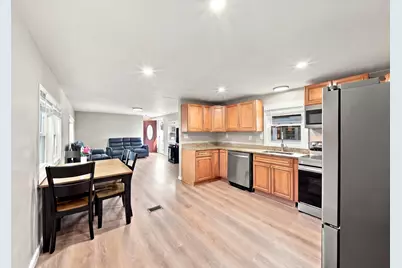 176 Lakeview Street, Tewksbury, MA 01876 - Photo 8