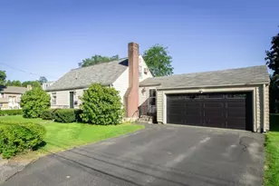 6 Albert St, Waltham, MA 02453 - Photo 1