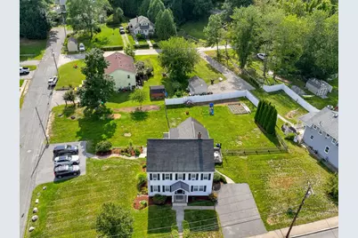 247 Millbury Ave, Millbury, MA 01527 - Photo 4
