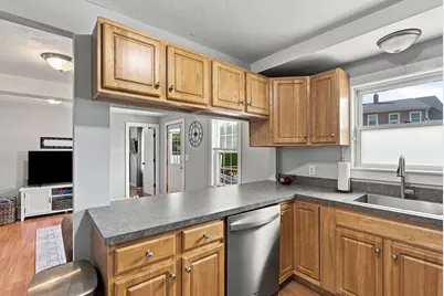 247 Millbury Ave, Millbury, MA 01527 - Photo 14
