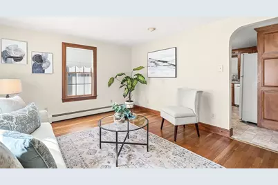12 Leo Ave, Dracut, MA 01826 - Photo 4