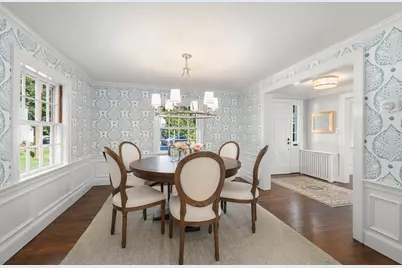 4 Woodlawn Oval, Wellesley, MA 02481 - Photo 12