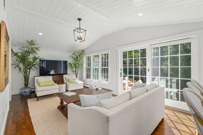 4 Woodlawn Oval, Wellesley, MA 02481 - Photo 18