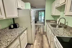 1195 Grafton St, Worcester, MA 01604 - Photo 4