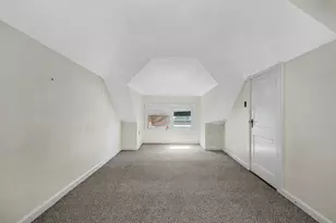 13 Hudson St, Methuen, MA 01844 - Photo 32