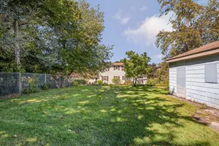13 Hudson St, Methuen, MA 01844 - Photo 36